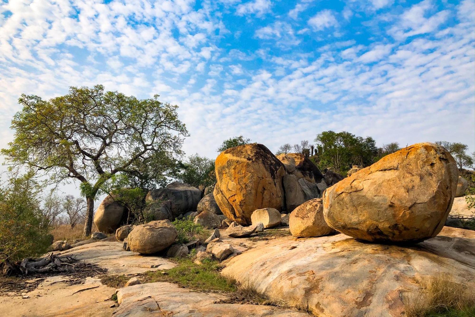 Отель Rhino Walking Safaris Скукуза Экстерьер фото